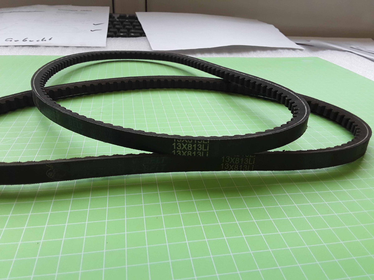 Zipper Maschinen Ersatzteil passend zu ZI-RPE120D Keilriemen-Set